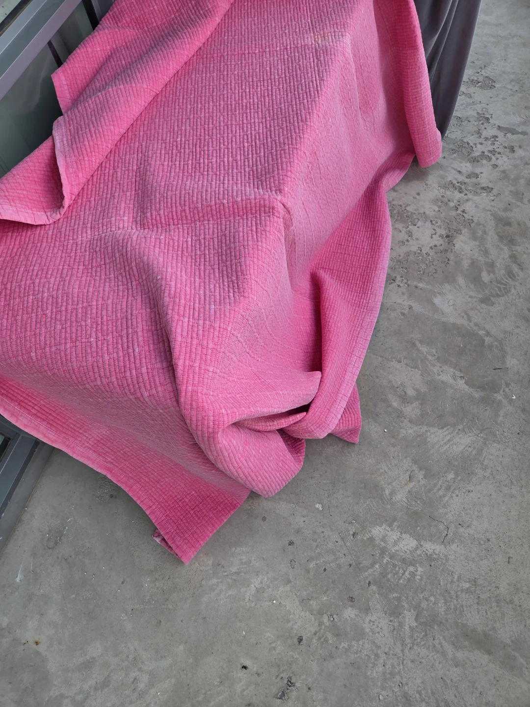 Pink Quilted Throw Blanket - photo 3