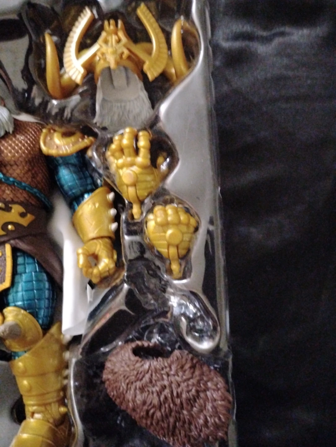 Marvel Legends Odin Action Figure - photo 3