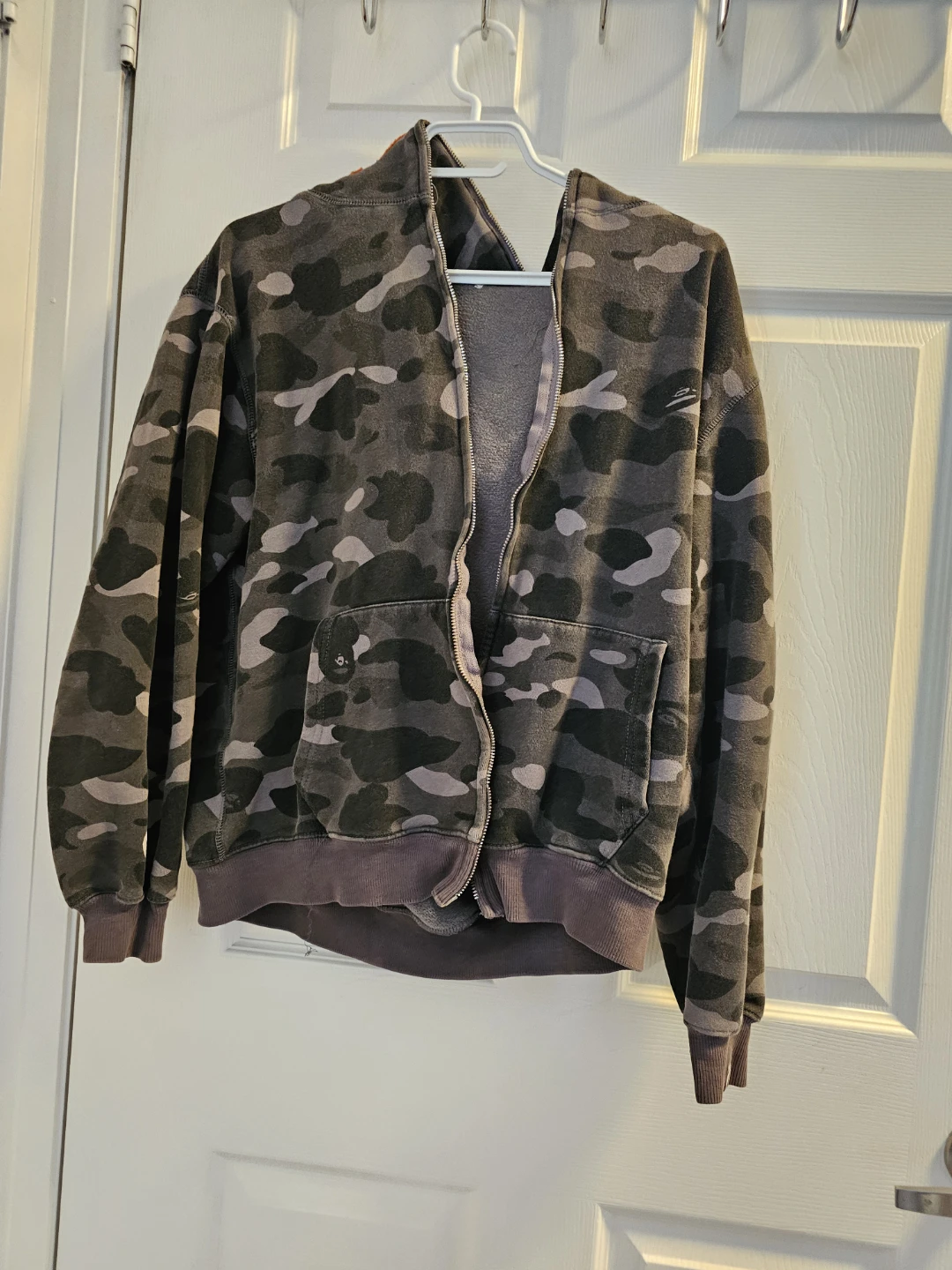 BAPE Shark Camo Shorts and Hoodie Set - photo 5