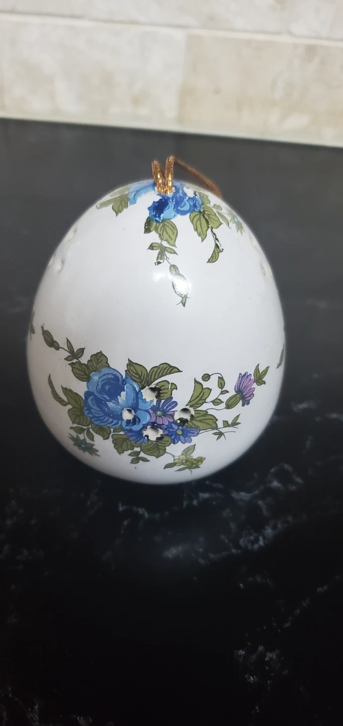 Vintage Floral Porcelain Egg Ornament 🏈🏈🏈