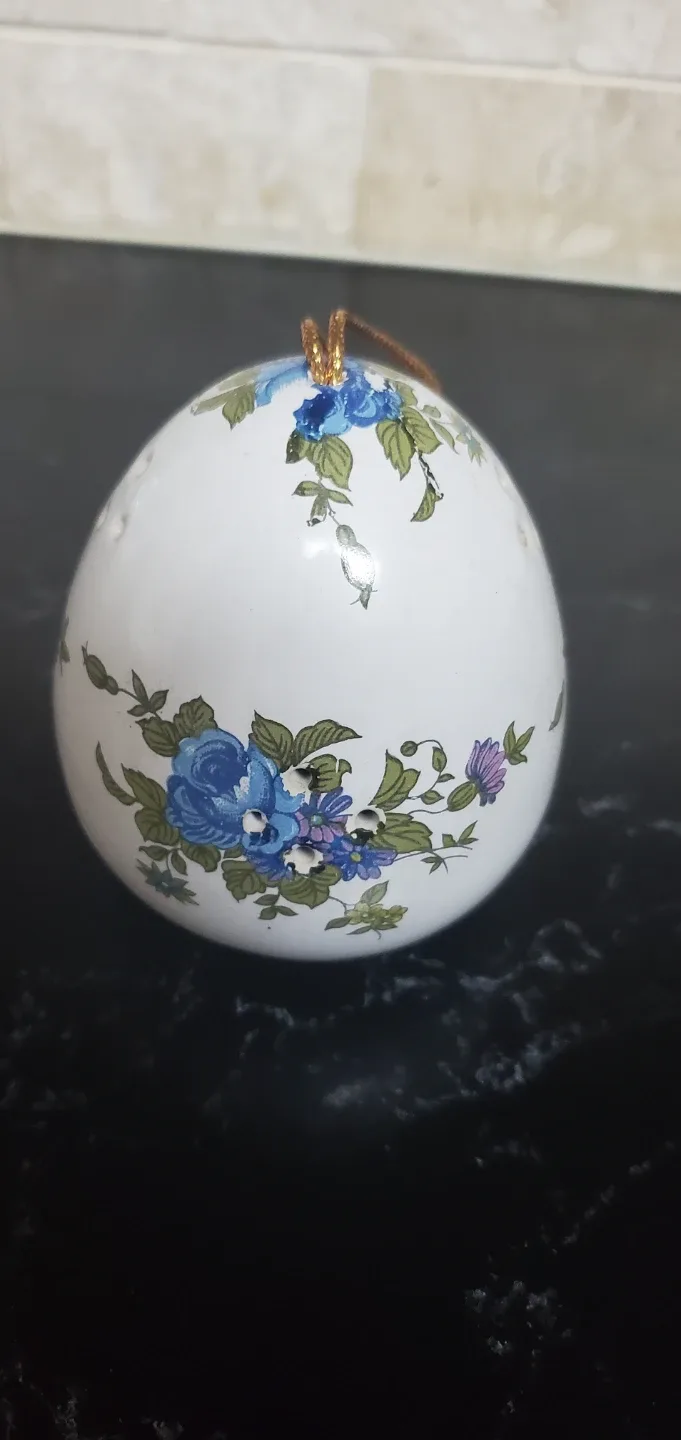 Vintage Floral Porcelain Egg Ornament 🏈🏈🏈