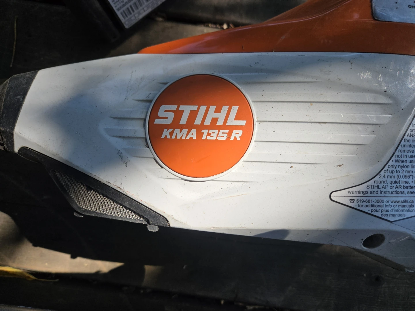 Stihl KMA 135 R Hedge Trimmer with Battery - photo 3