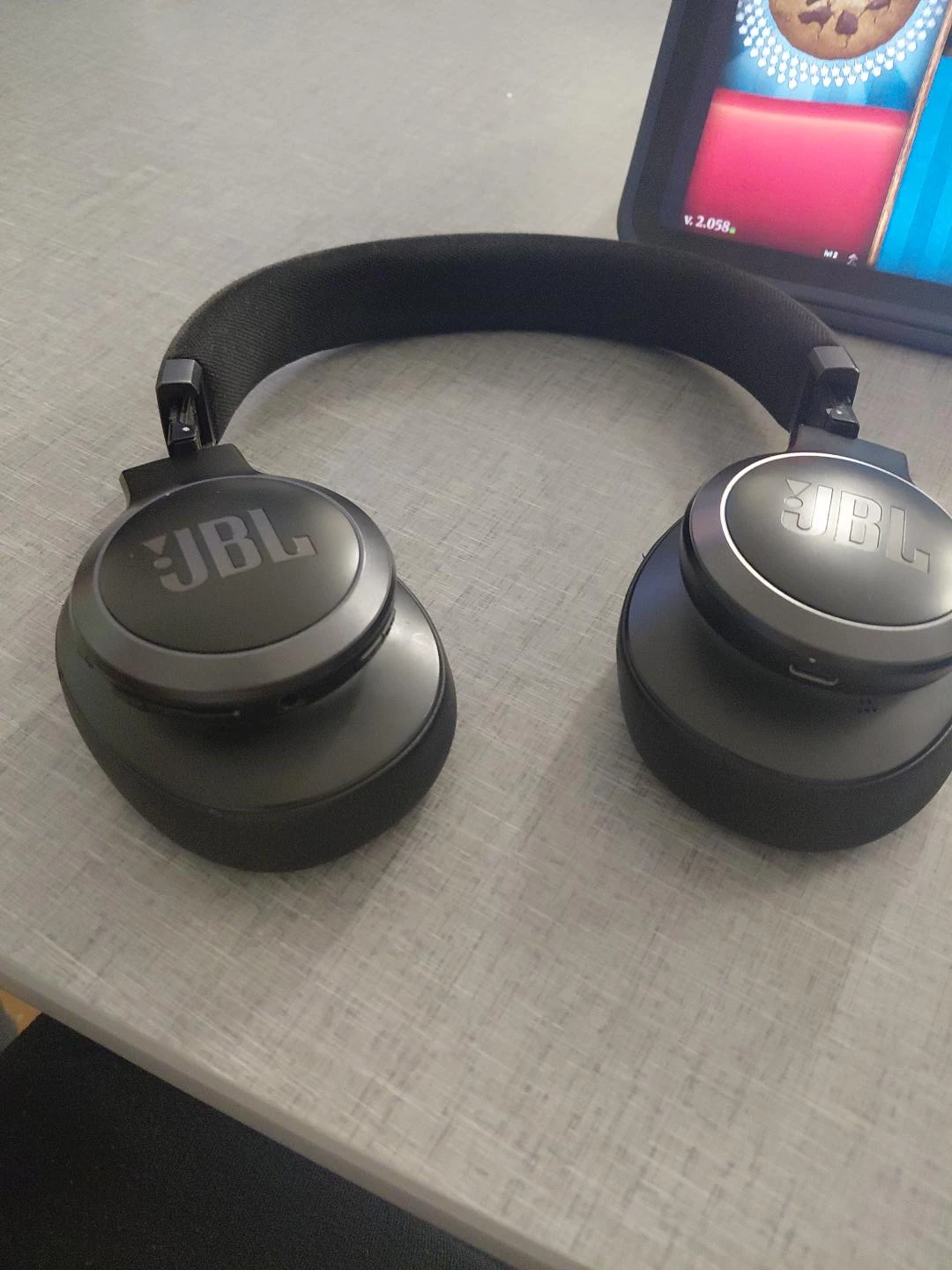 JBL Tune 500BT Wireless Bluetooth On-Ear Headphones Black 40mm - photo 2