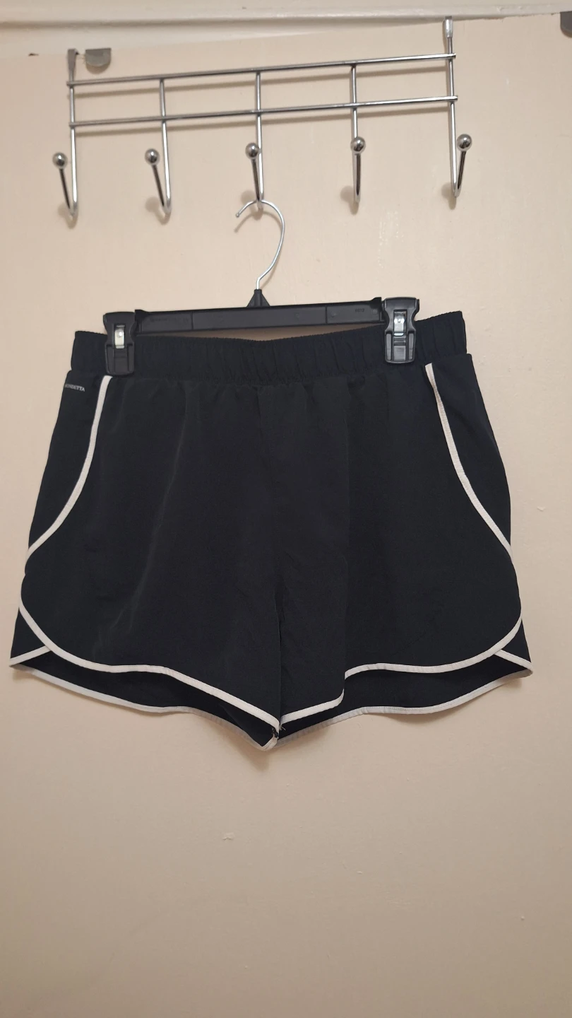 Mondetta Performance Shorts