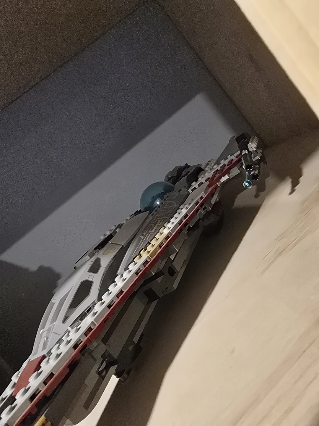 LEGO Star Wars Jedi Starfighter - photo 2