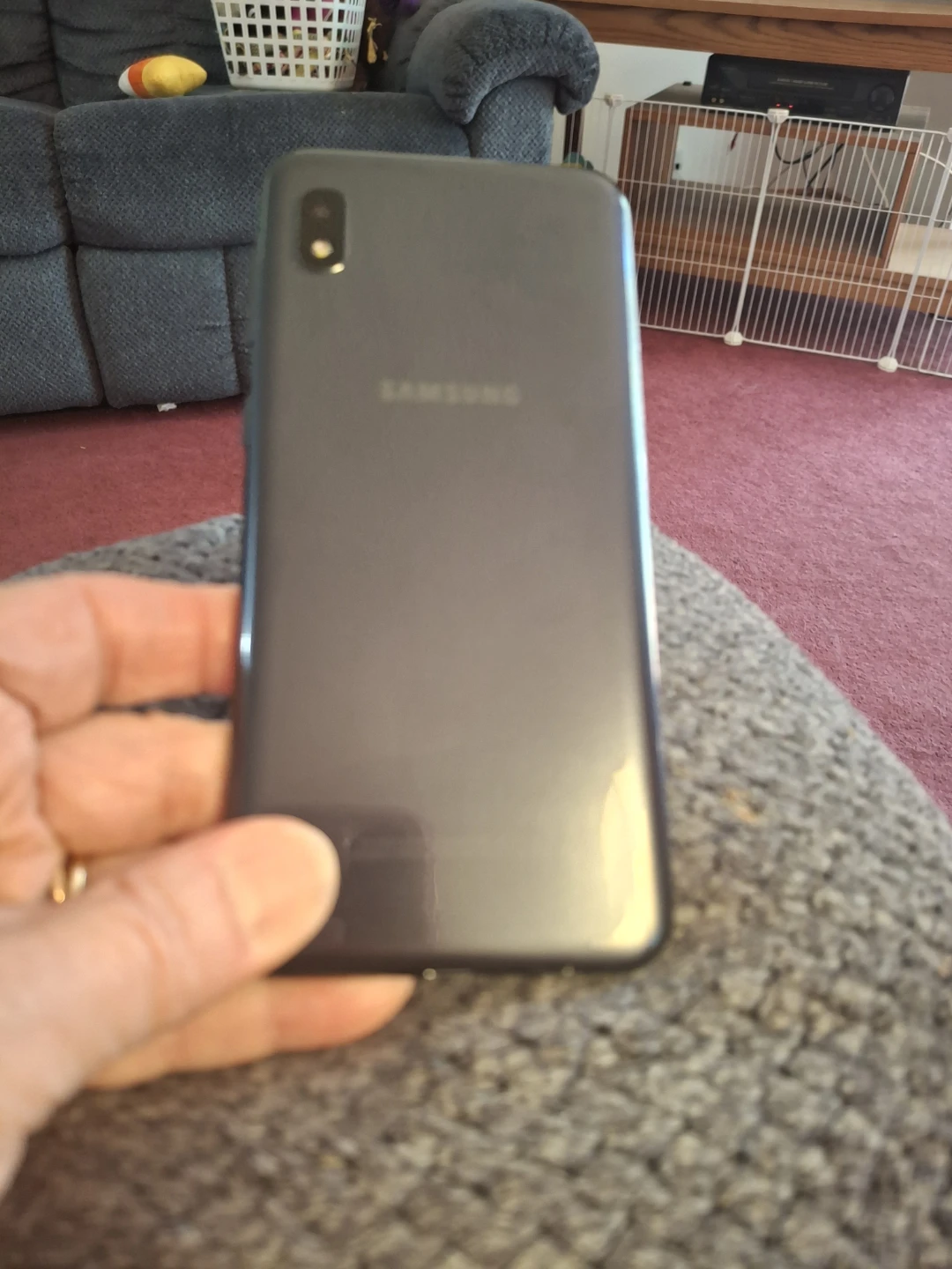 Samsung A10e Andriod Phone - photo 3