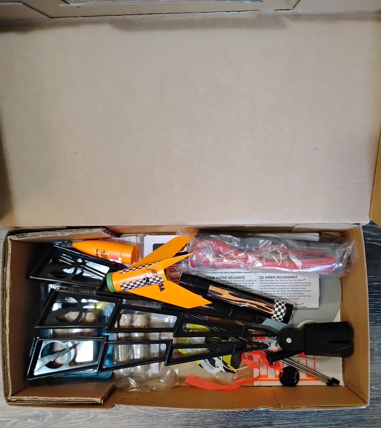 Model Rocket and Launcher - photo 4