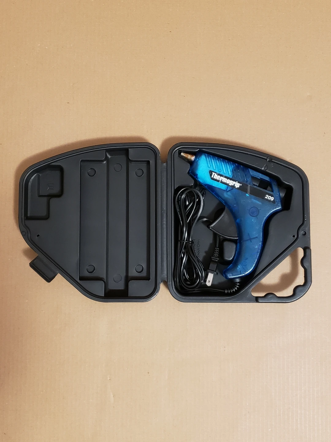 🏈 Thermogrip 209 Glue Gun with Case
