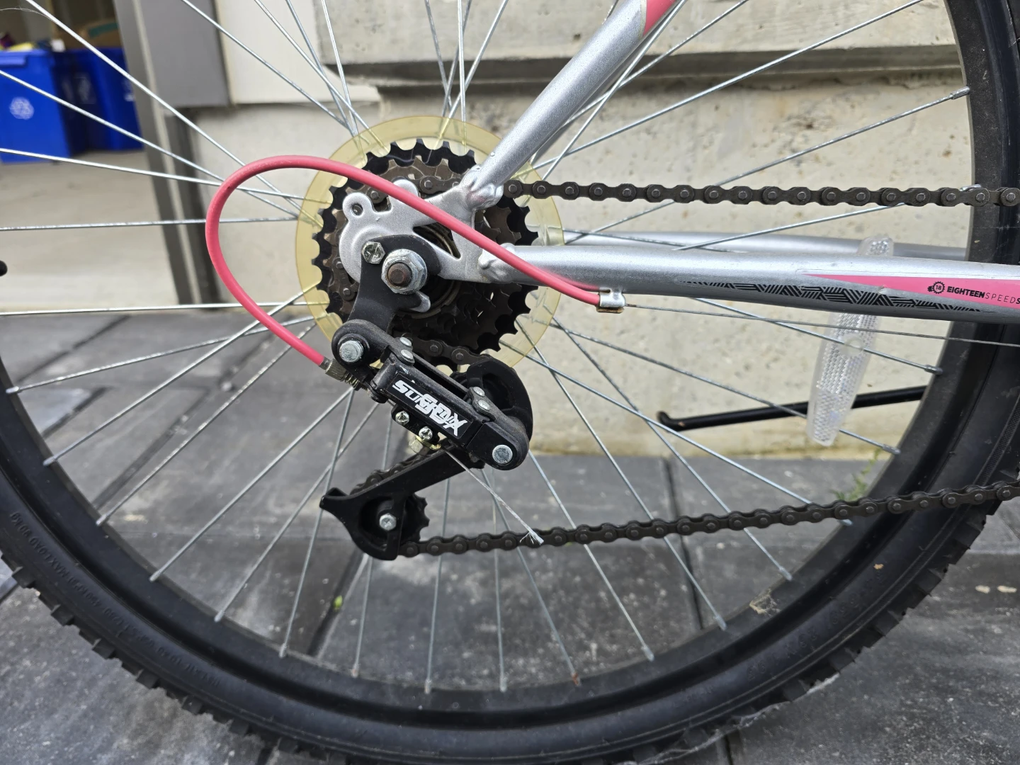 Movelo Algonquin 18-Speed Mountain Bike - photo 3