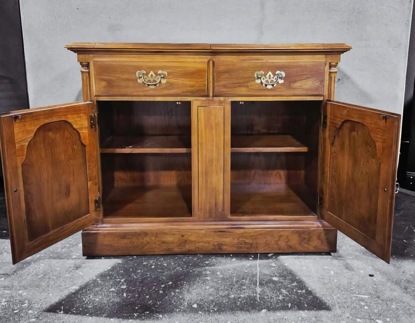 Vintage Solid Walnut Kitchen Island Server On Caster Wheels - photo 3
