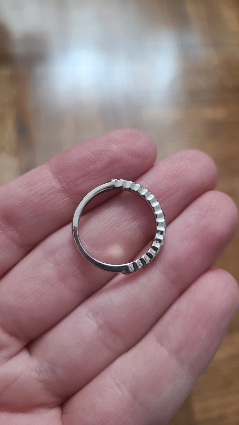 Silver-toned eternity band ring 🏈 - photo 2