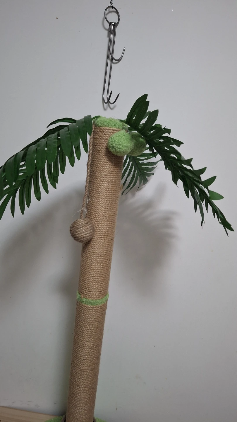 Palm tree cat scratching post 🏈 - photo 3