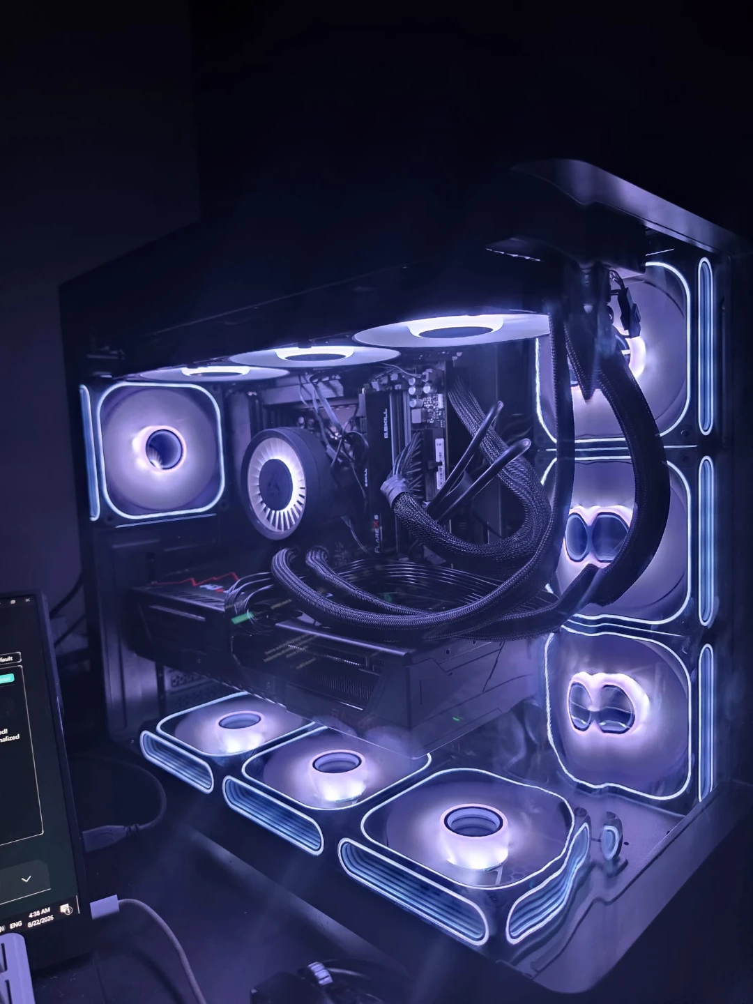 Custom High-End Gaming PC 9070 XT | 7950X3D | 32GB RAM | 4TB