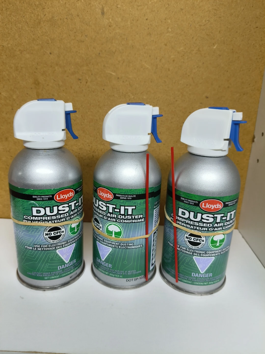 Lloyds Dust-It Compressed Air Dusters - photo 2