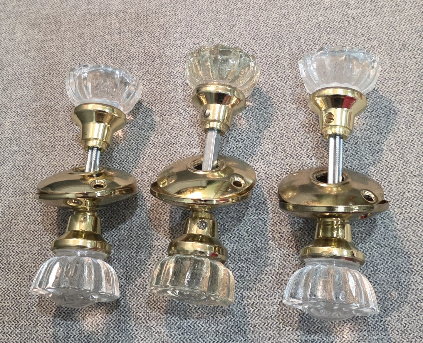 Vintage Glass and Brass Doorknobs - photo 2