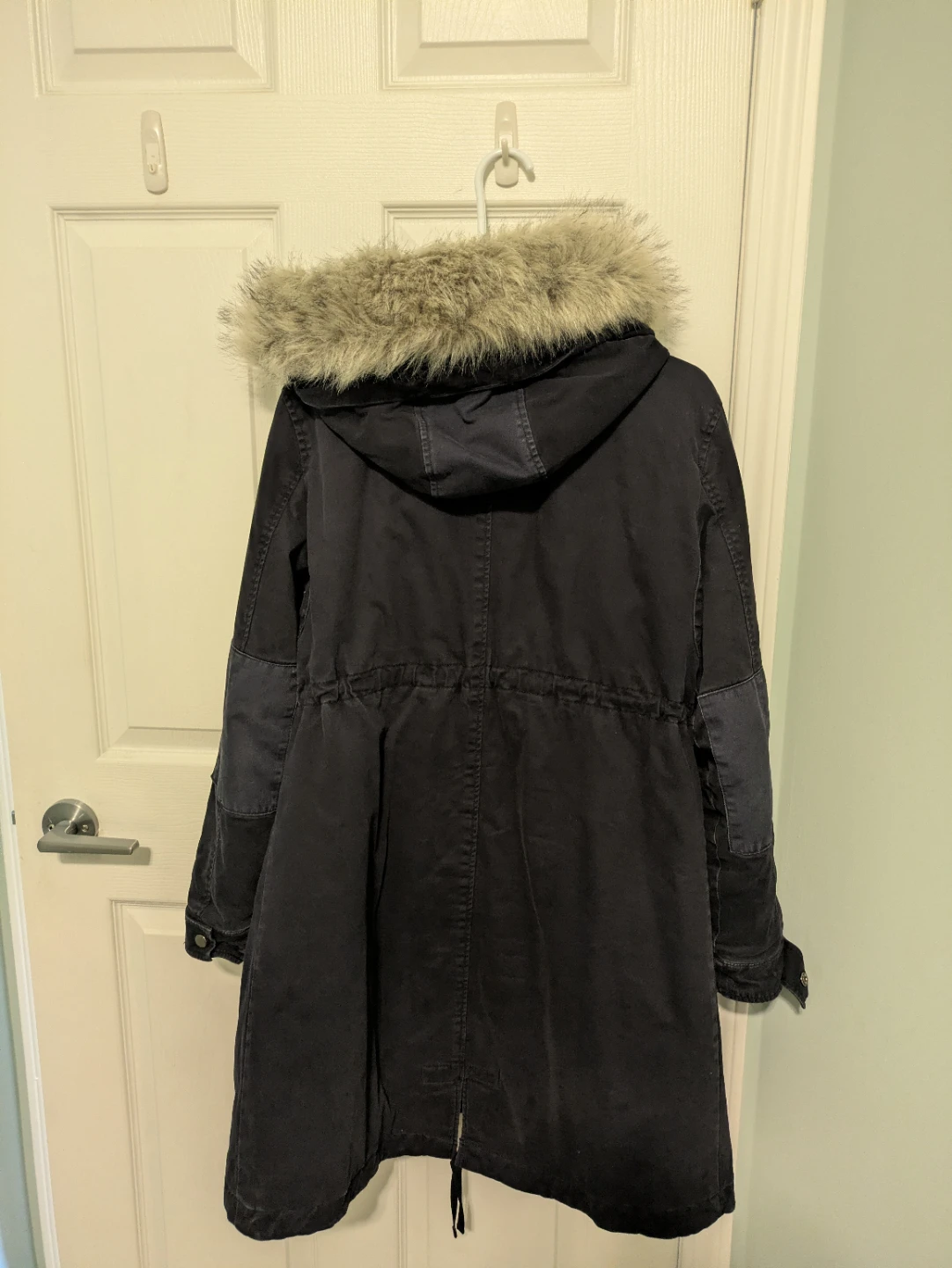 GAP maternity winter coat size medium - photo 2