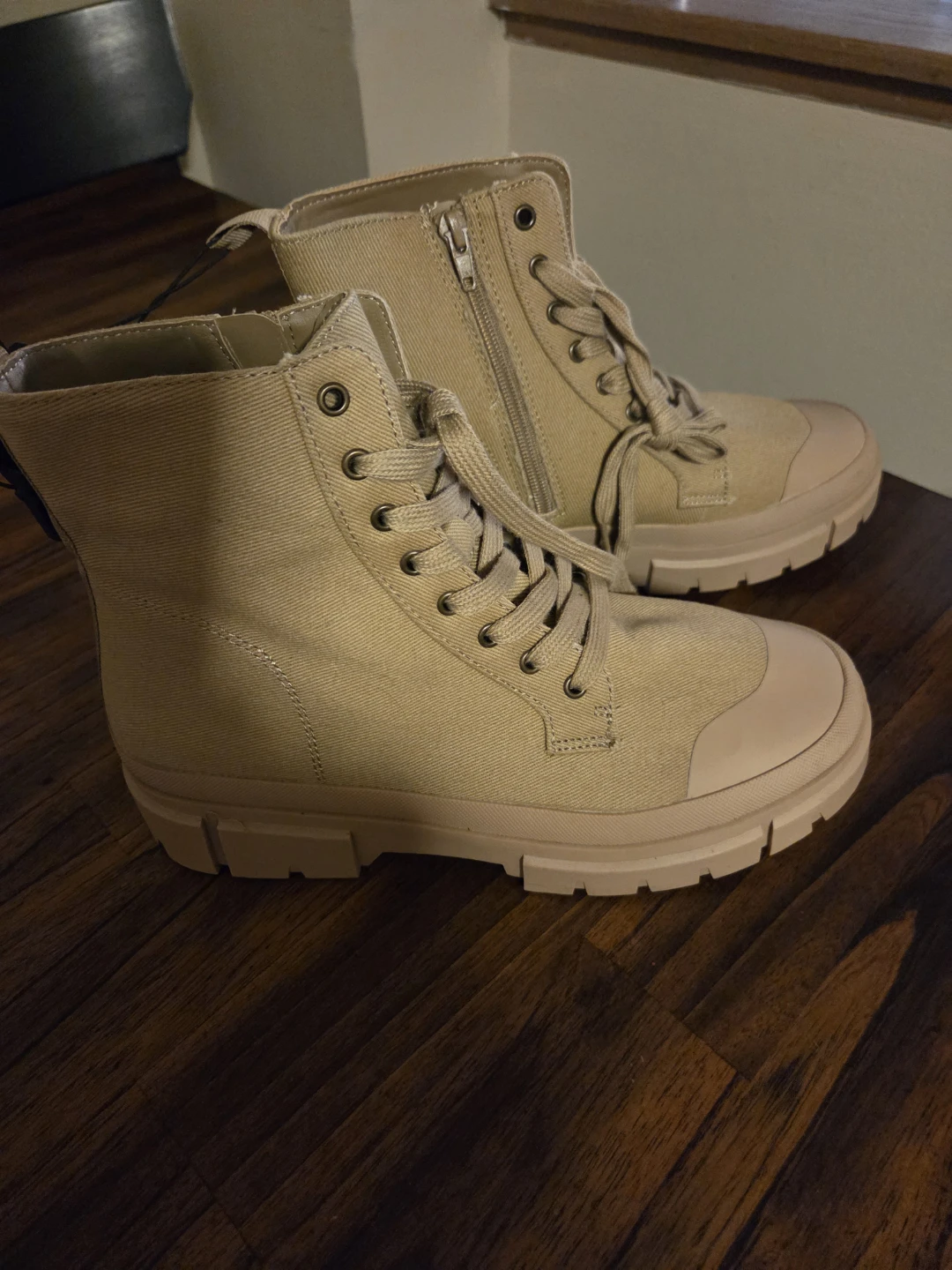 No Boundaries Beige Lace-Up Boots - photo 2