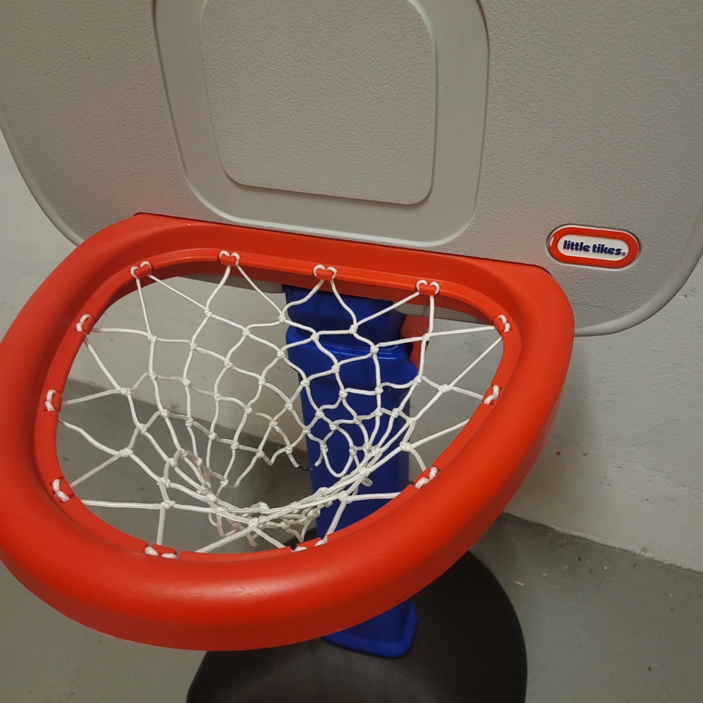 LITTLE TIKES BASKET BALL HOOP - photo 3