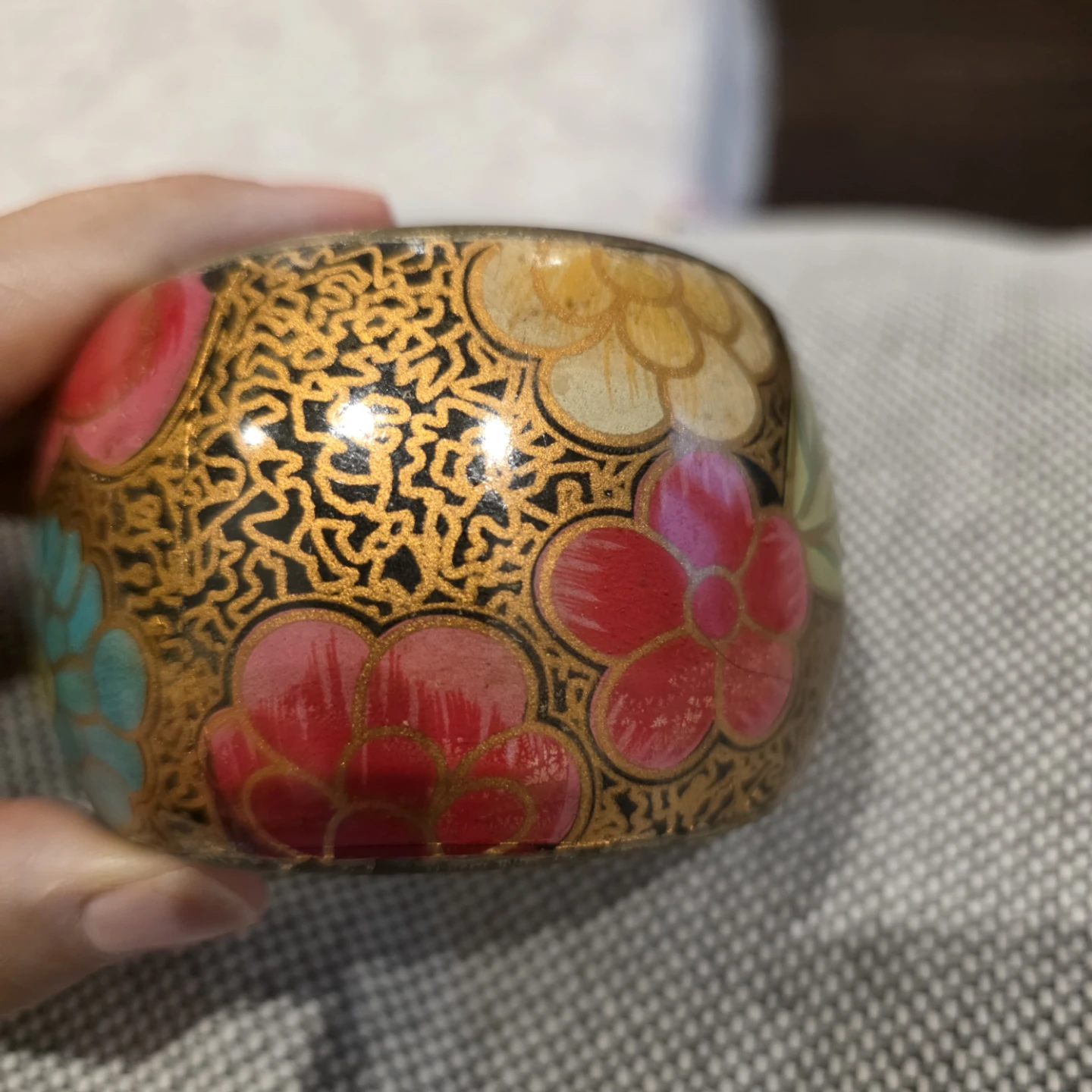 Vintage Floral Bangle Bracelet