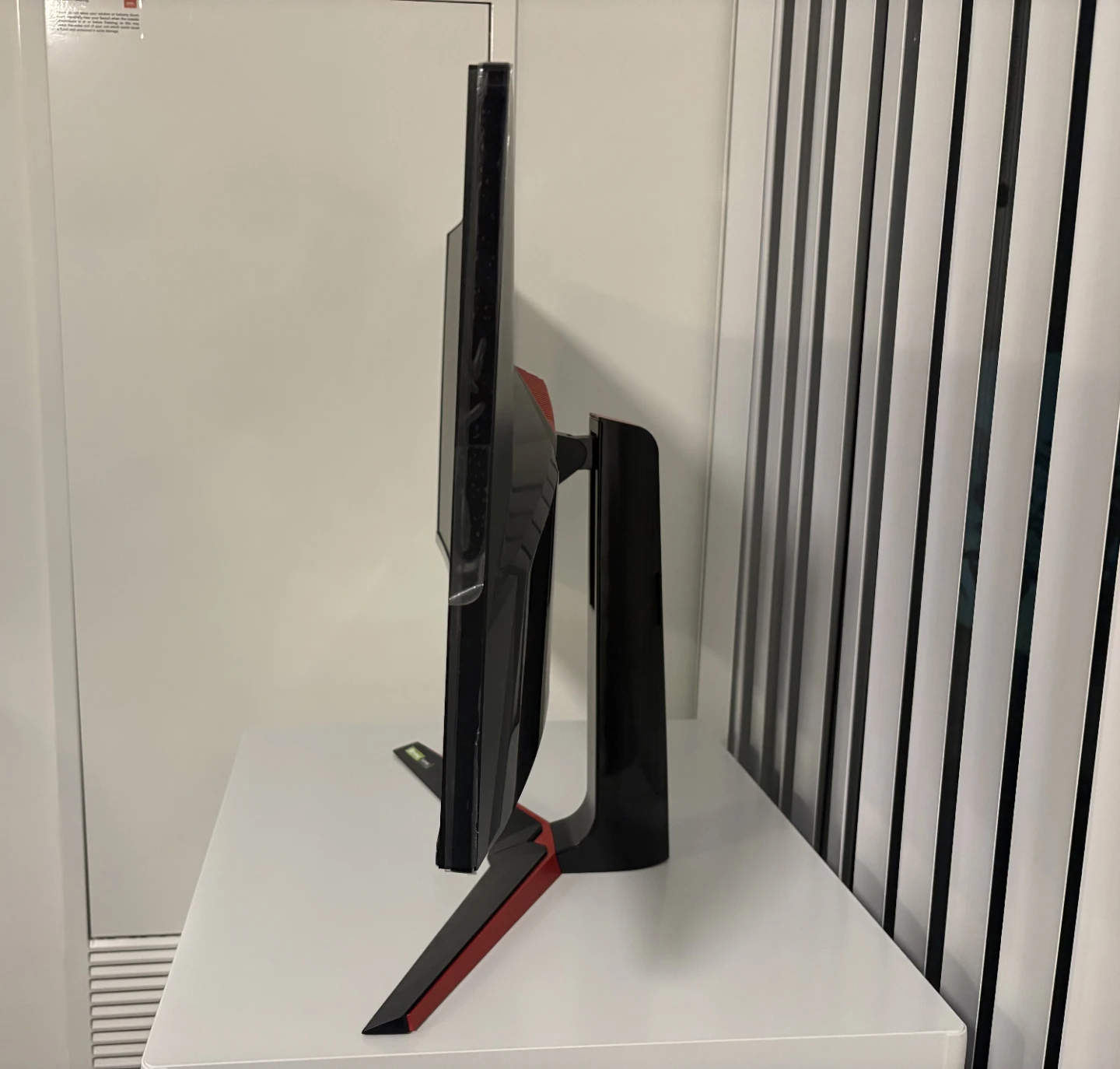 LG UltraGear 34 inch Curved Gaming Monitor - photo 2