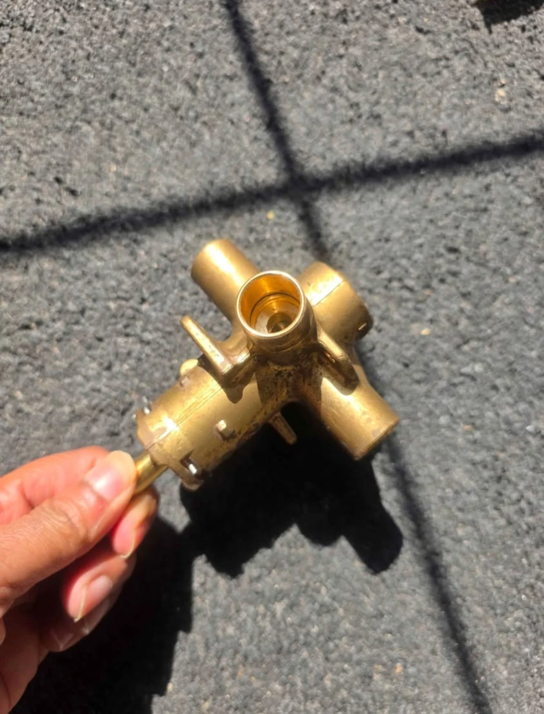 Moen Posi-Temp Pressure Balancing Valve - photo 2