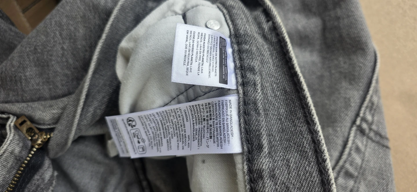 LEVI'S Men's Grey washed 578 baggy jeans(waist 34) - photo 5