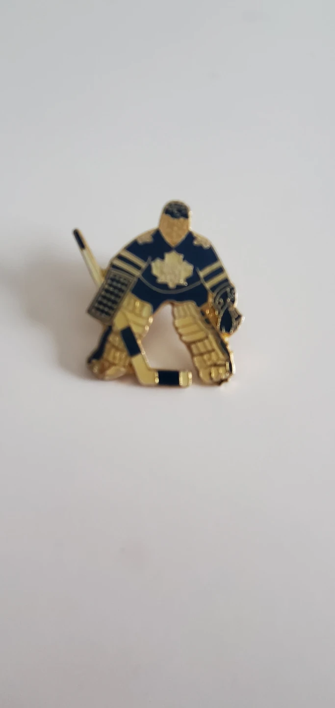 Vintage Toronto Maple Leafs Goalie Pin