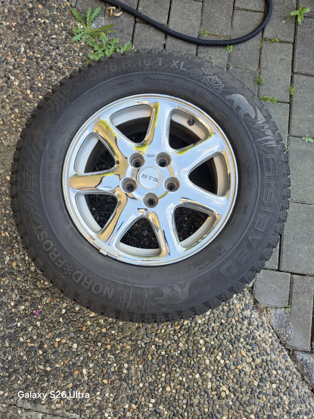Gislaved NordFrost 200 Winter Tire with Chrome Rim - photo 2