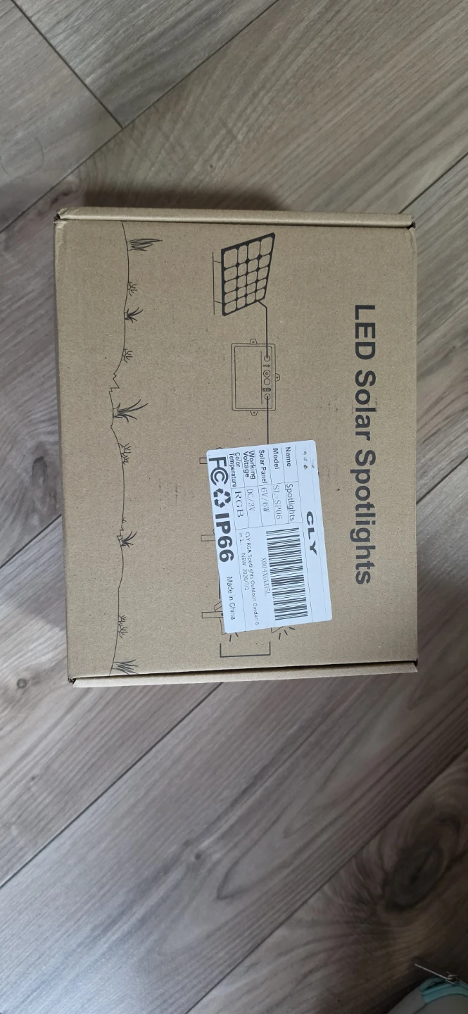 CLY LED Solar Spotlights with Remote - photo 2