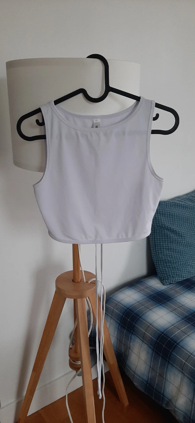 Kyodan white crop top size XS