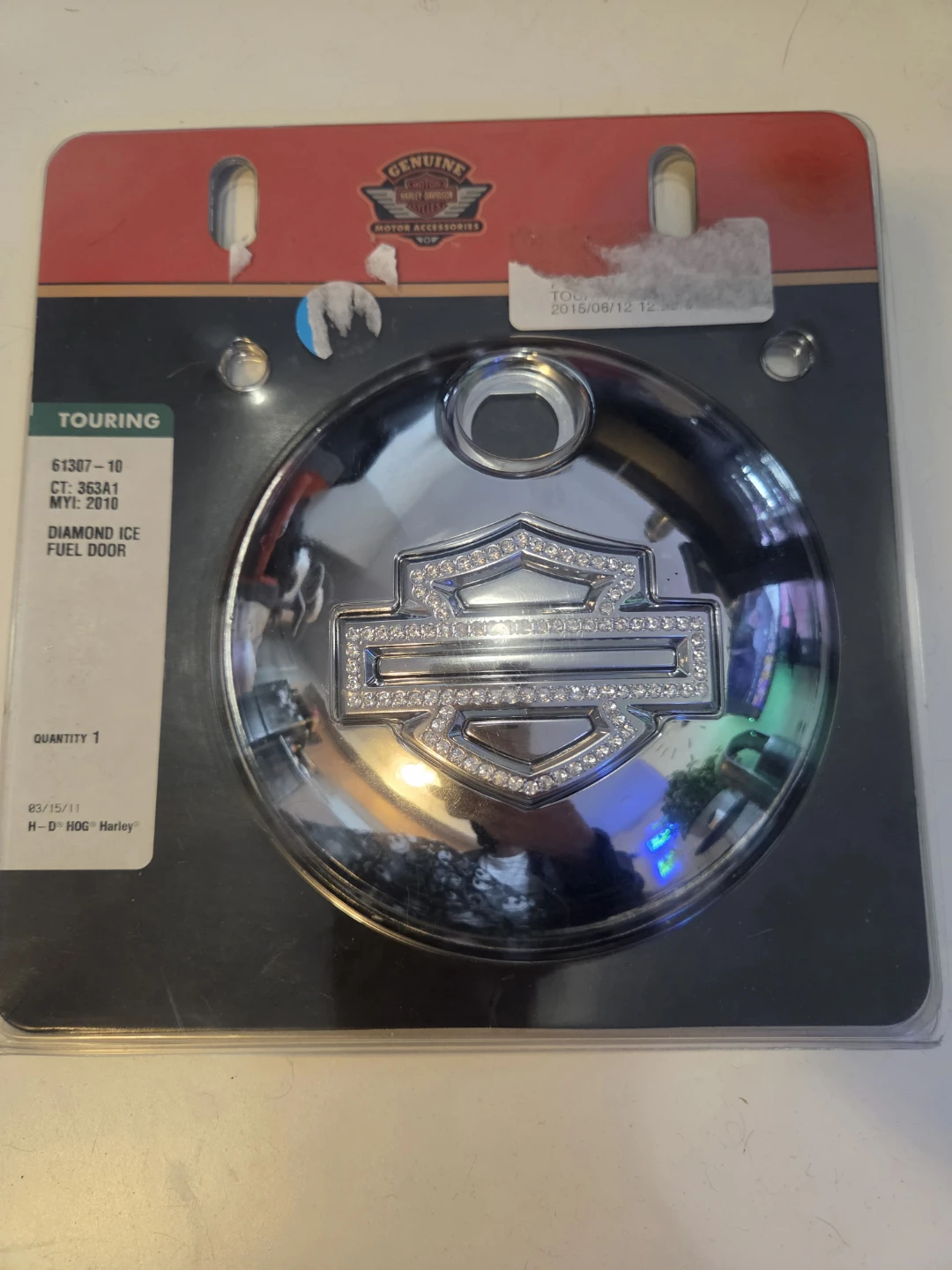 Harley-Davidson Diamond Ice Fuel Door 61307-10