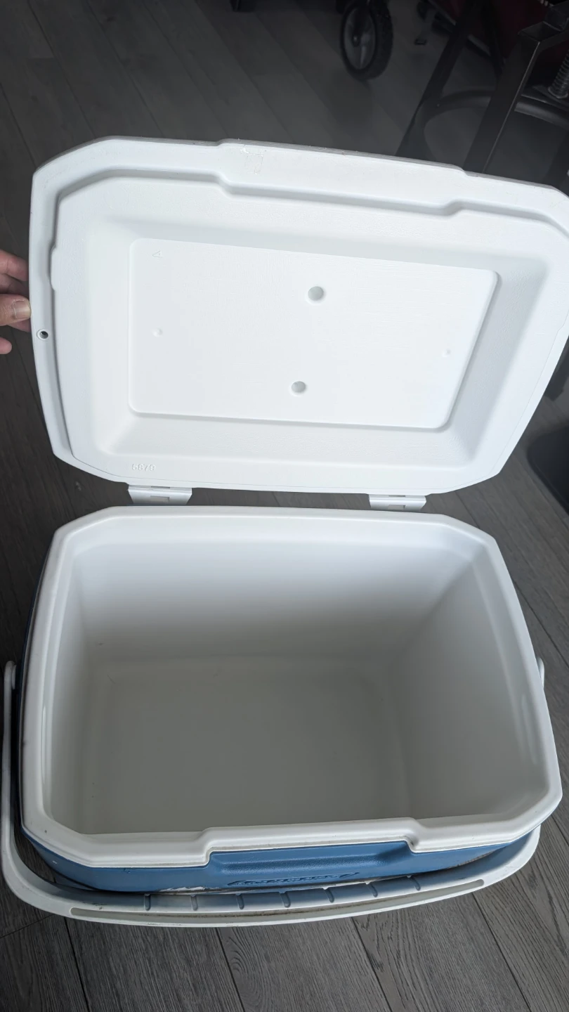 Coleman Hard Cooler Blue and White - photo 4