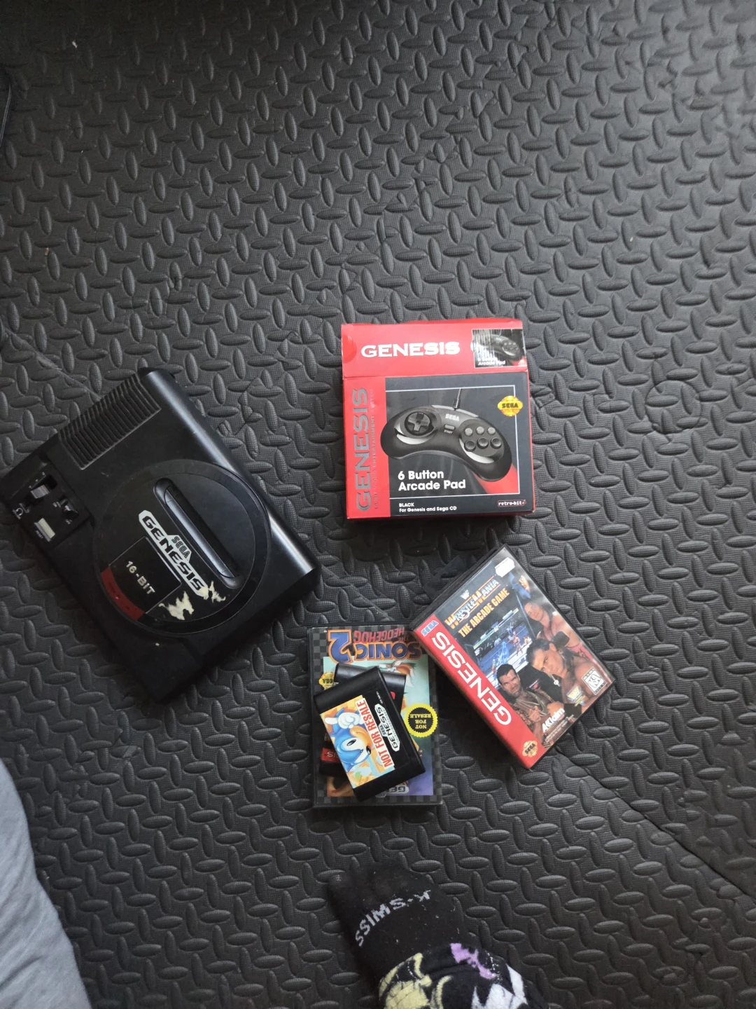 Sega Genesis 16-Bit Console with Games and Controller - photo 4