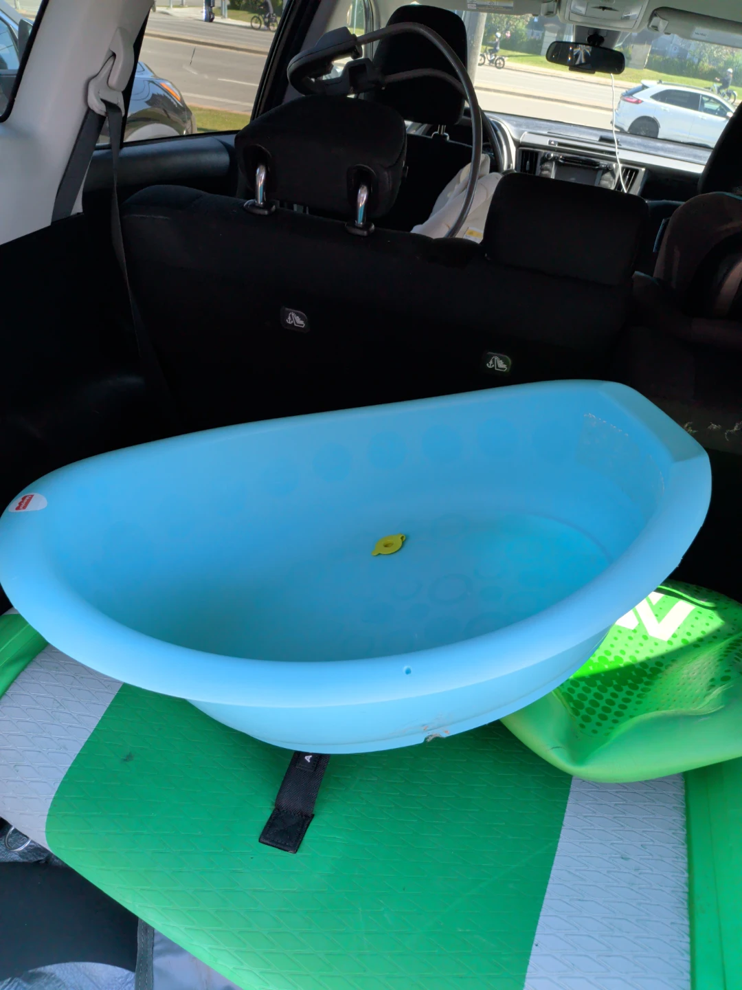 Toddler plastic bathtub - photo 2