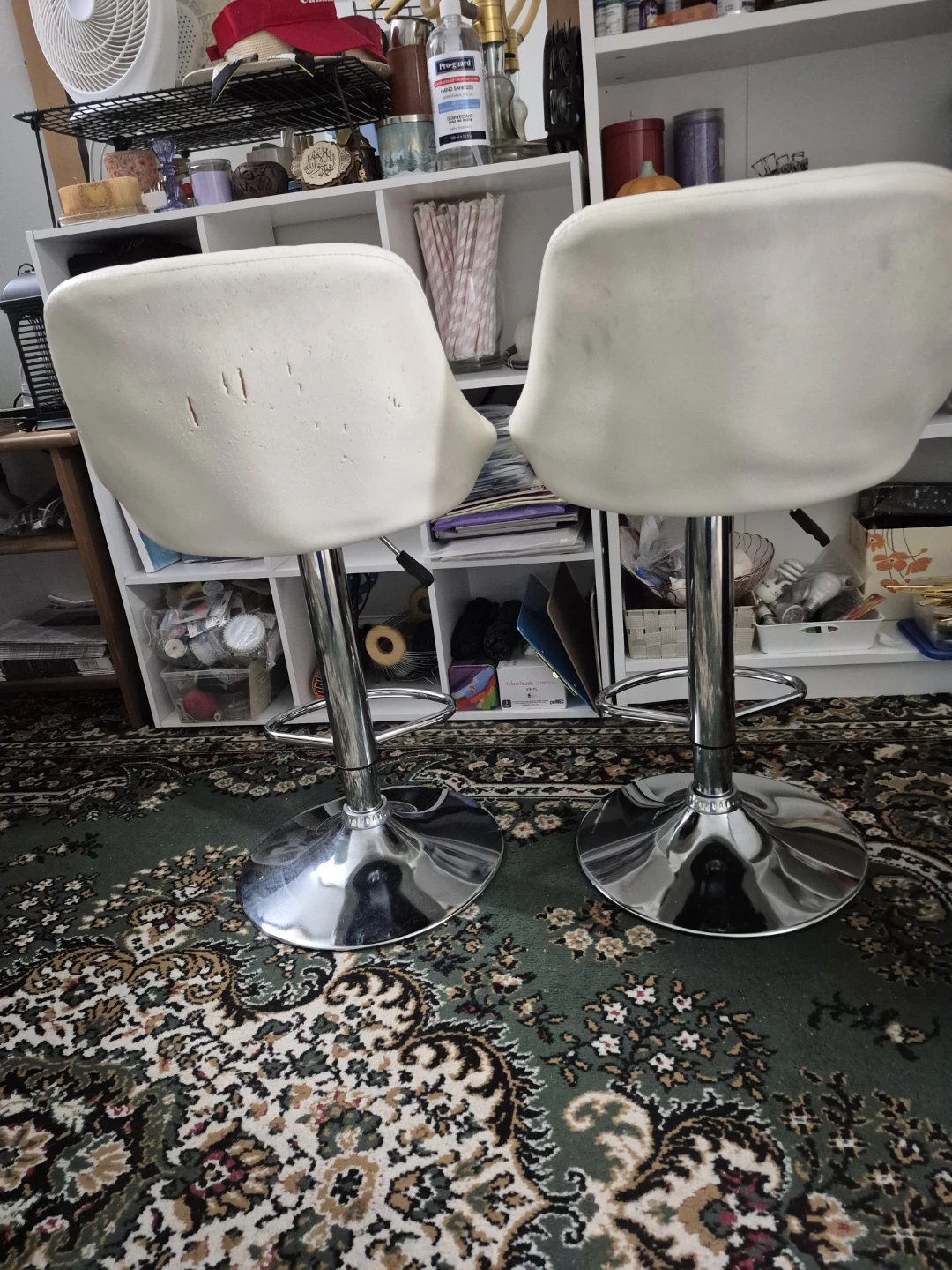 Set of 2 White Bar Stools - photo 3
