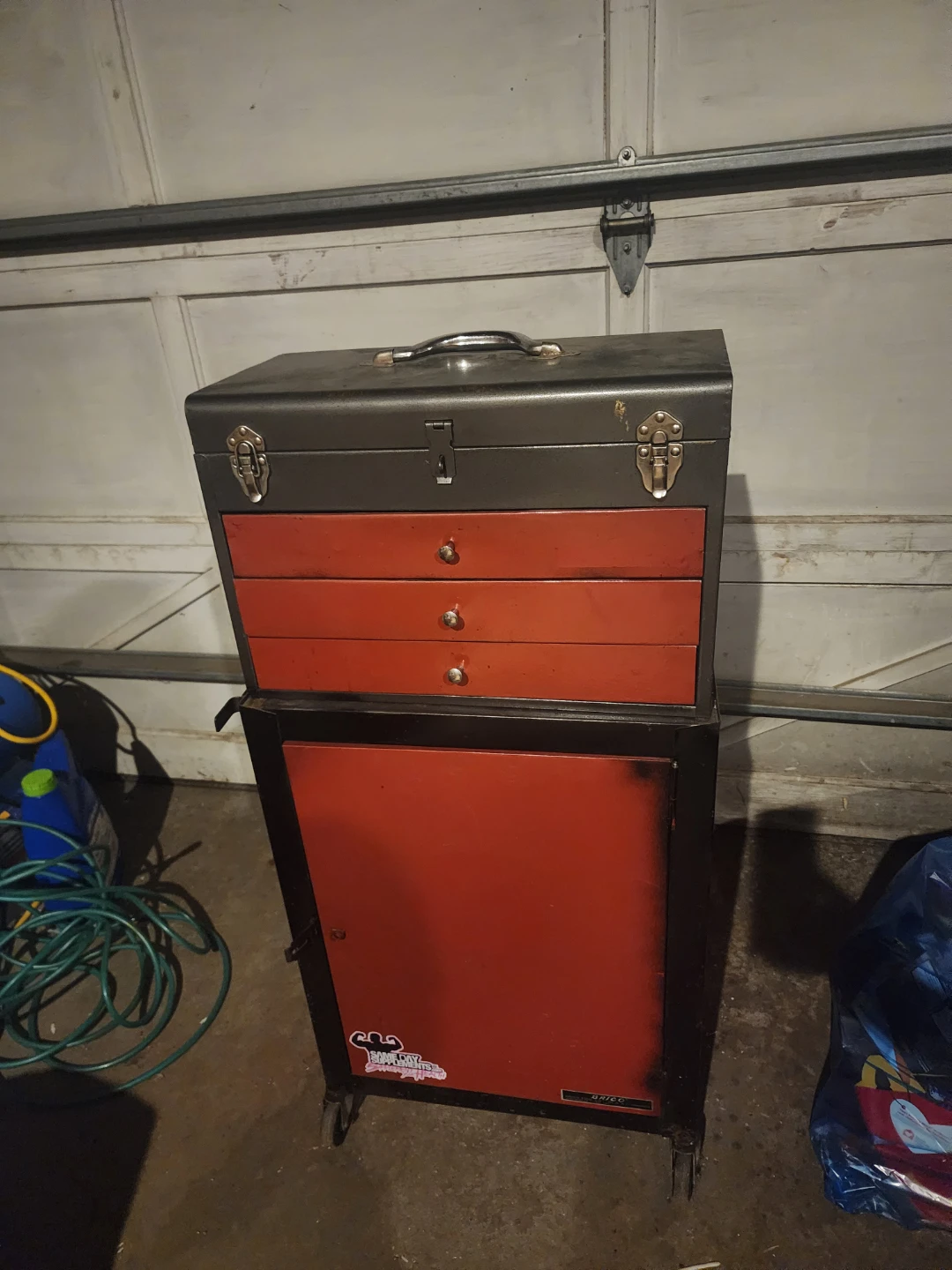 Tool box w/tools