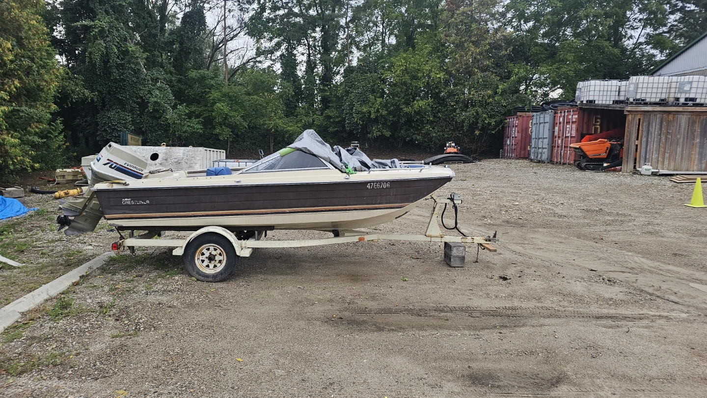 AMF Crestliner Boat with Trailer