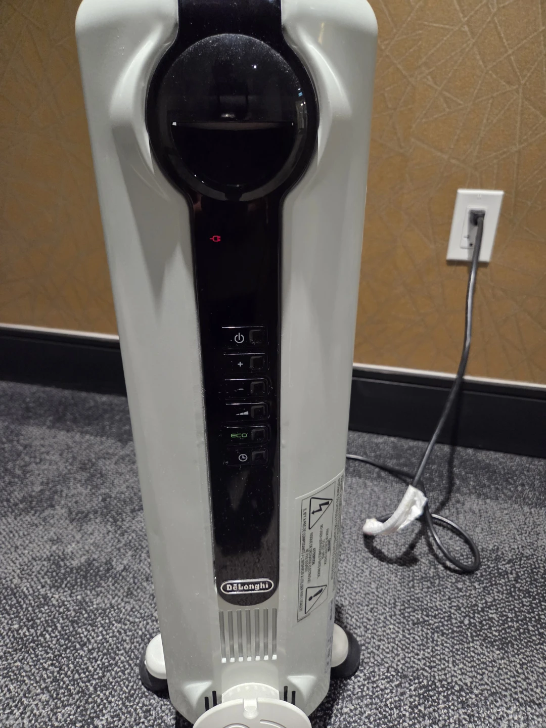 Delonghi Oil-Filled Radiator Heater - photo 3
