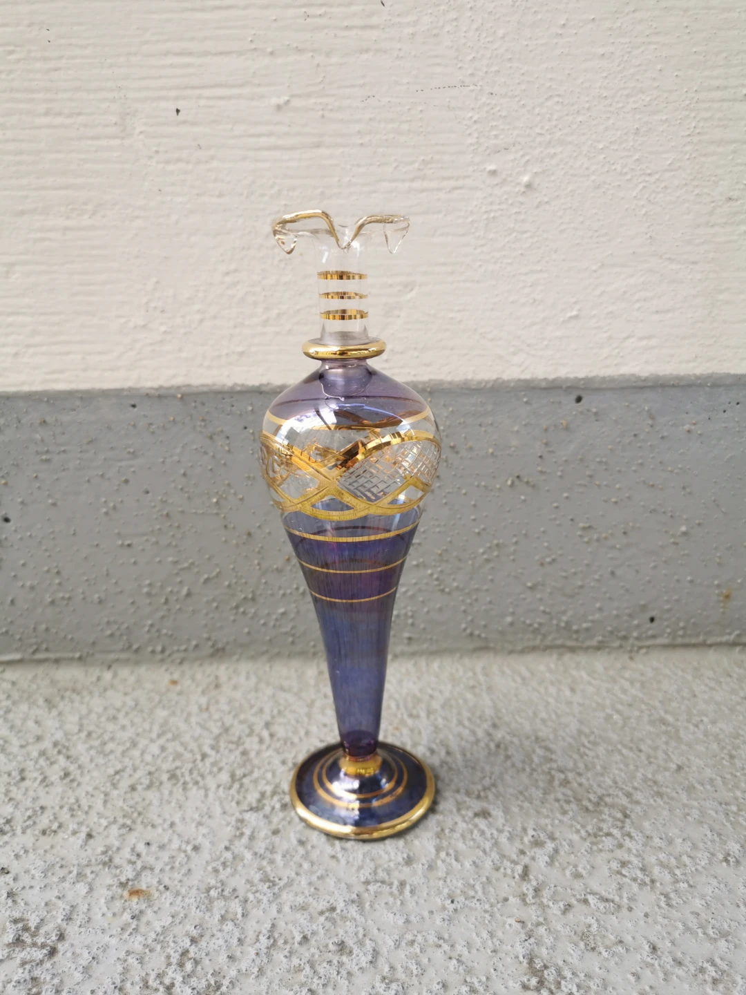 Vintage Egyptian Hand-Blown Glass Bud Vase - photo 3