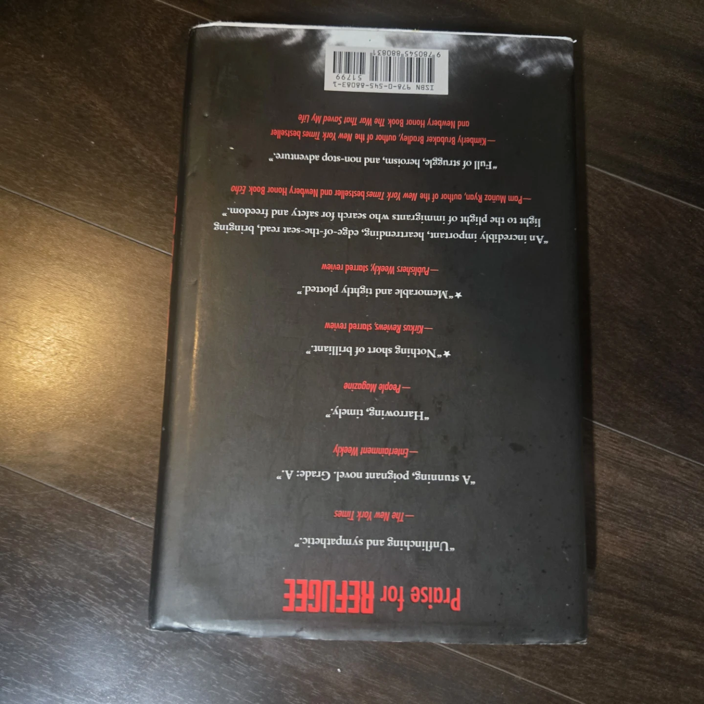 Refugee by Alan Gratz - photo 2