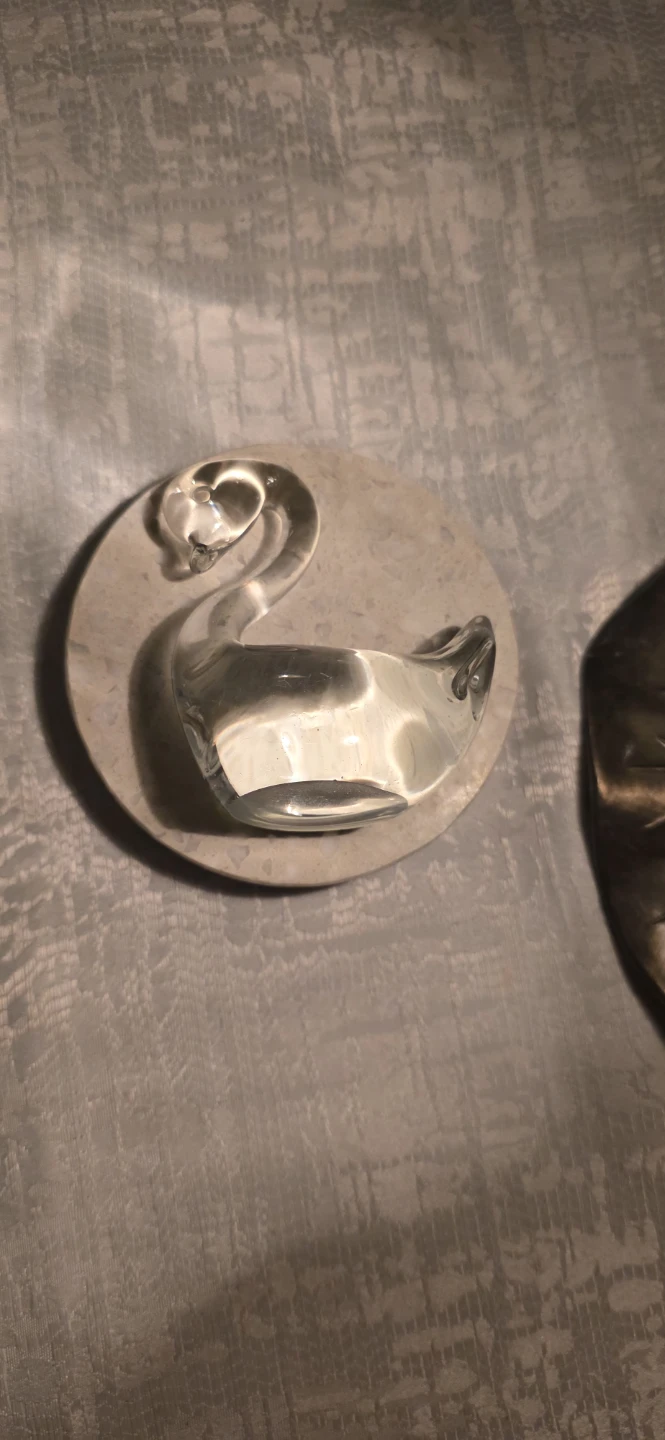 Clear Glass Swan Figurine - photo 2