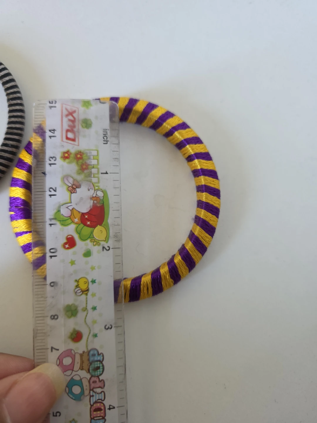 🏈 Set of Two Thread-Wrapped Bangles - photo 3