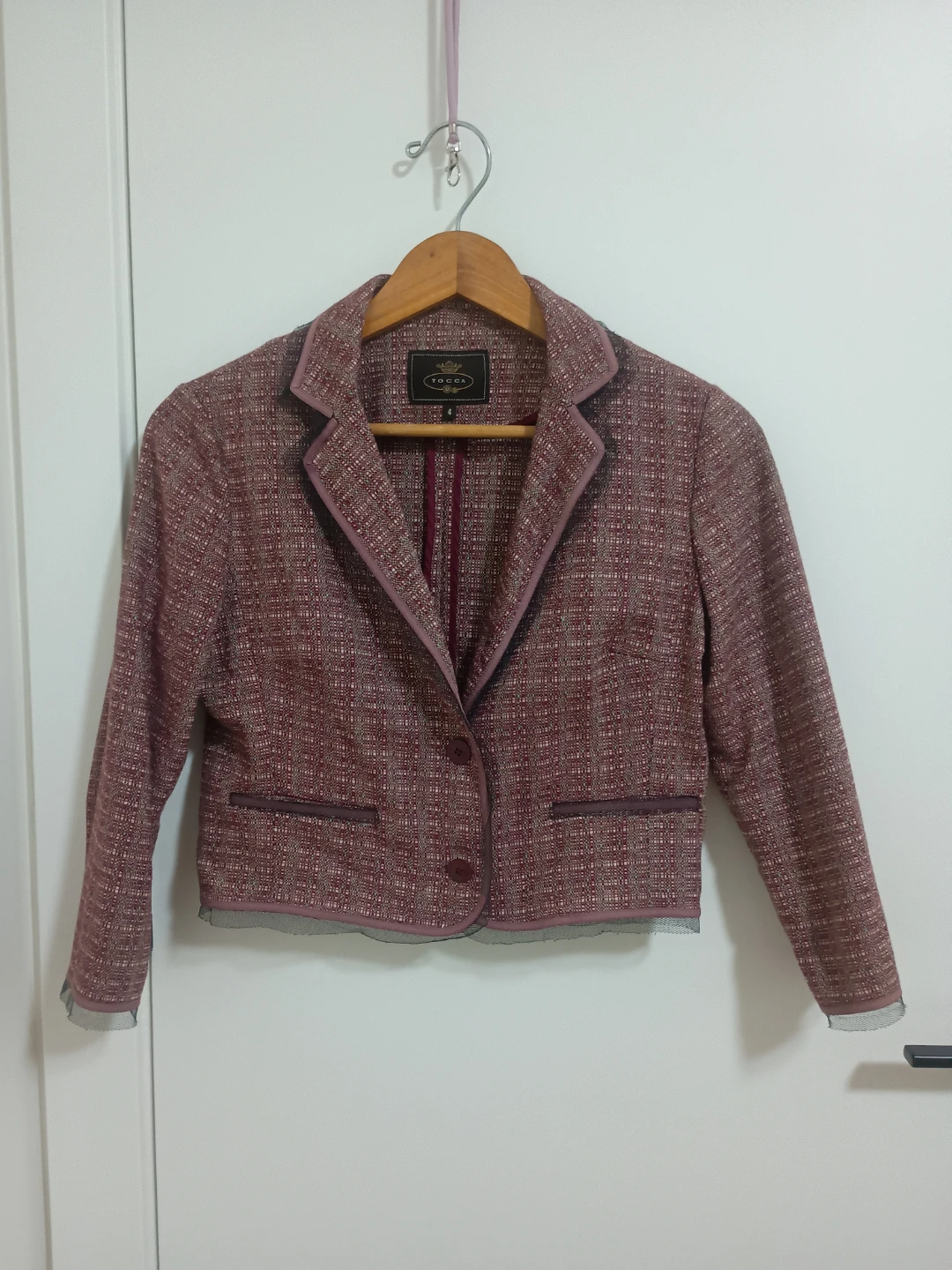 Tocca Textured Cropped Blazer