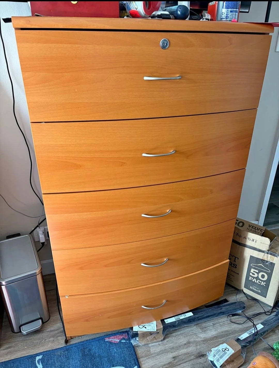 Drawers with locker excellent condition