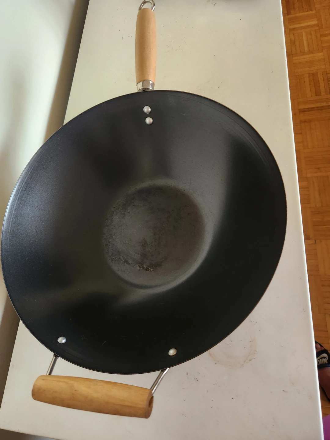Large Black Wok with Wooden Handles