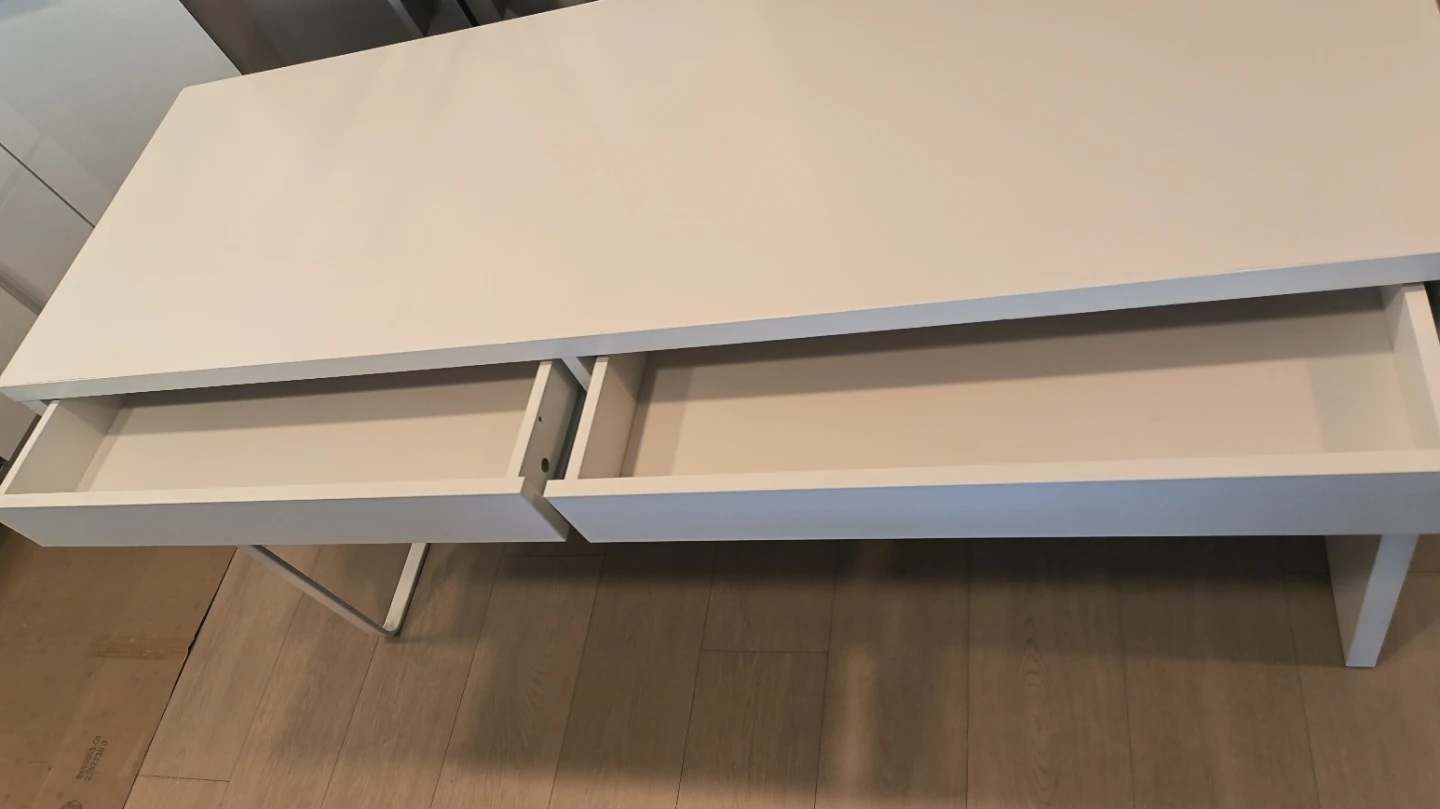 IKEA MICKE Desk, White - photo 2