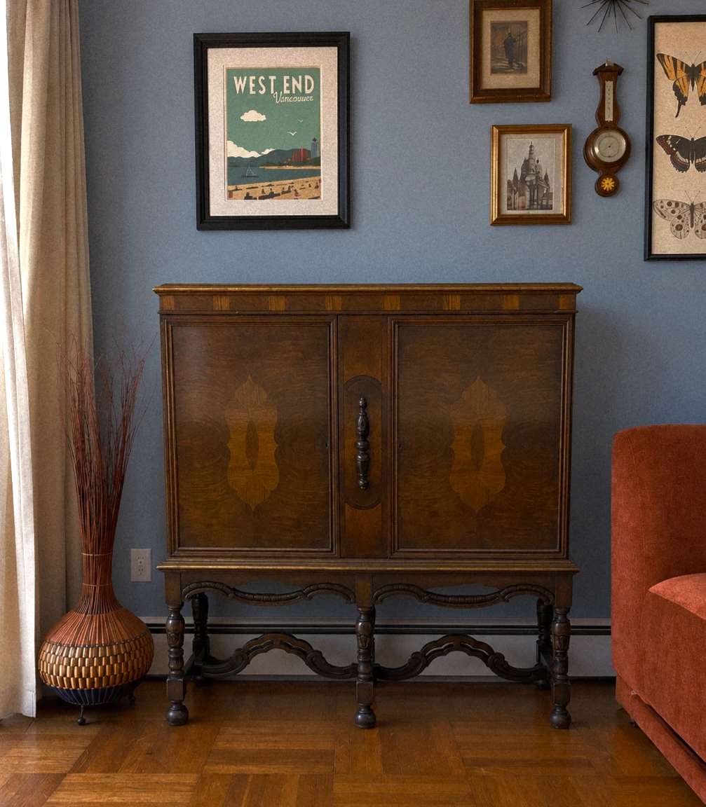 Antique (Early 20th Century) Solid Wood Bar Cabinet - photo 2