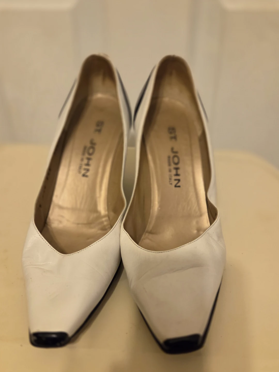 St. John Two-Tone Pumps