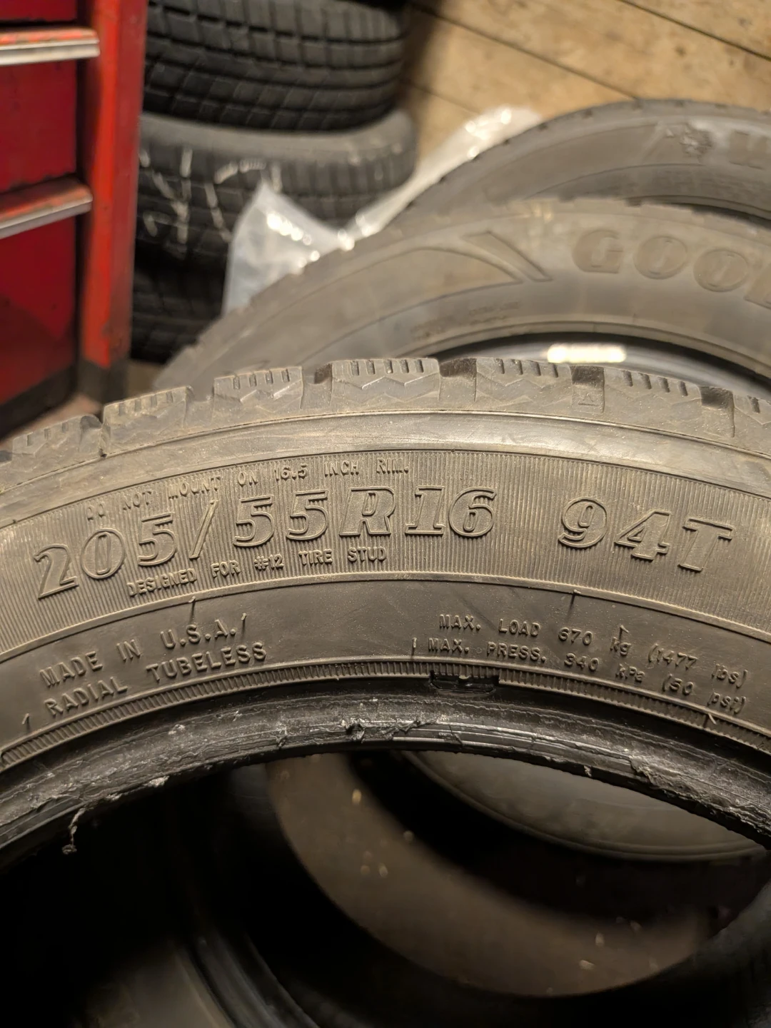 Goodyear WinterCommand Tires 205/55R16 - photo 3
