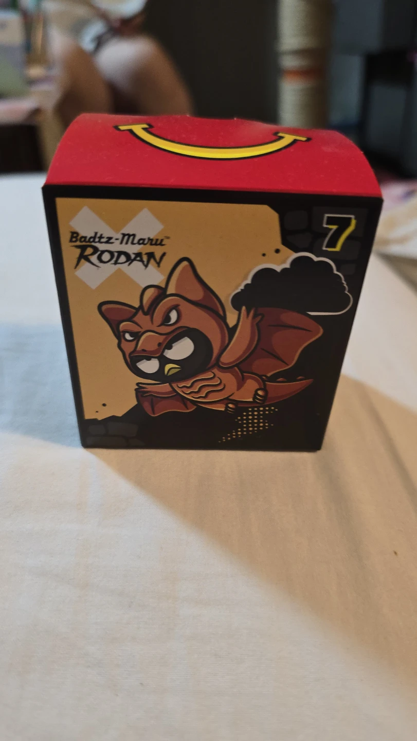 🏈nMcDonalds Badtz-Maru Rodan Figure